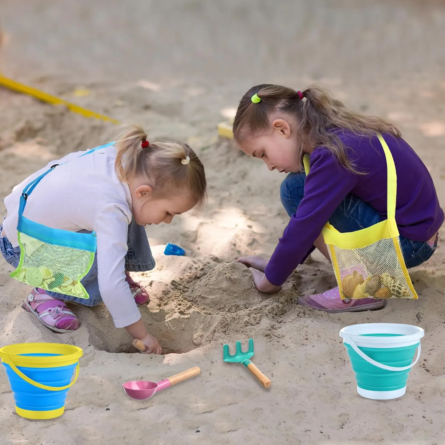18 Pcs Collapsible Beach Toys Collapsible Sand Bucket Seashell Bags Beach Tools Metal Garden Tools Cylinder Spoon Fork Rake Flat and Pointed Shovel (6 Colors,Stylish)