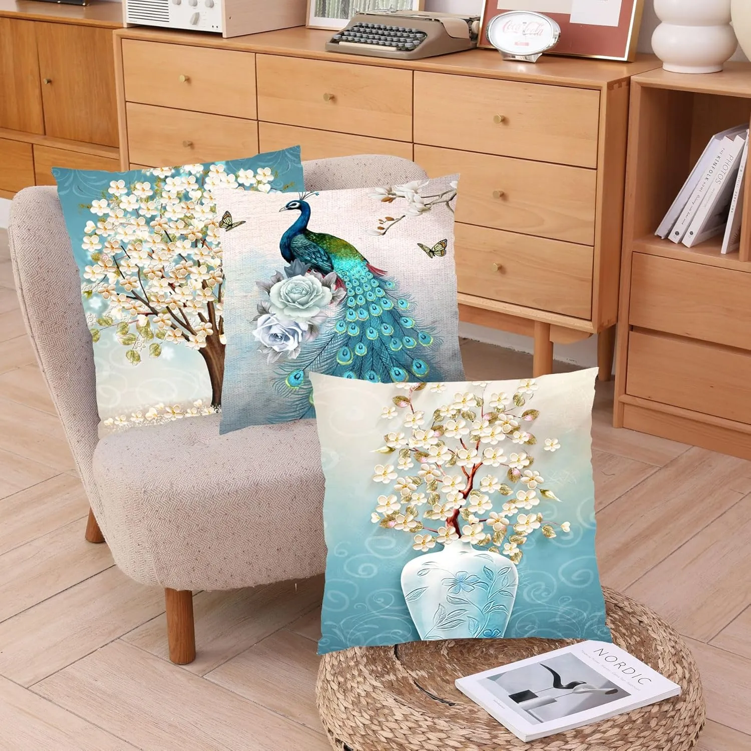 20 x 20 Blue Peacock Throw Pillow Covers, Peacock Pillows Cover 20 x 20, Throw Pillowcases Decorative Outdoor Velvet Square Cases with Hidden Zipper for Couch Sofa Patio Décor