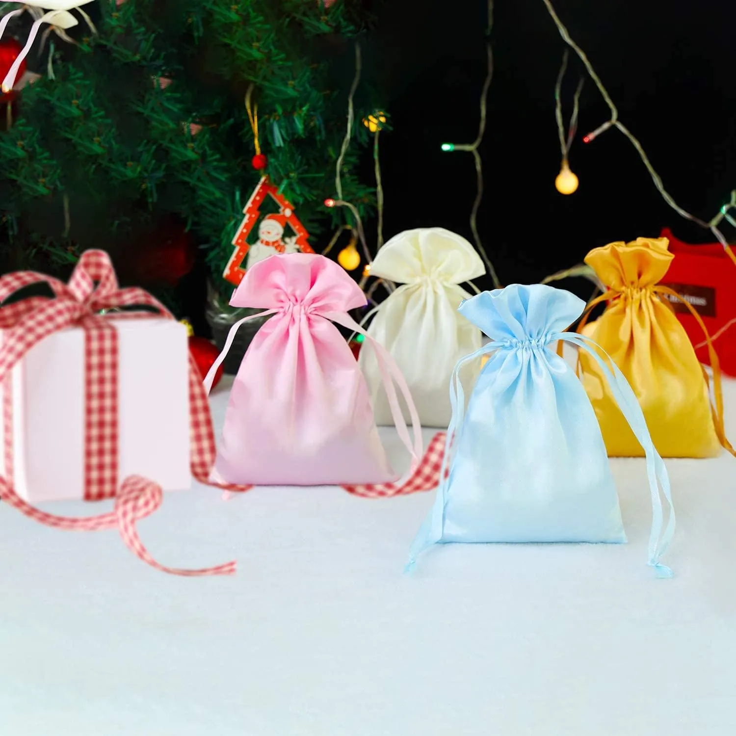 AKLVBL 30 Pack Beige Satin Gift Bags - 6 x 9.5 Inches Jewelry Drawstring Pouches for Weddings, Baby Showers - Silk Favor Bags