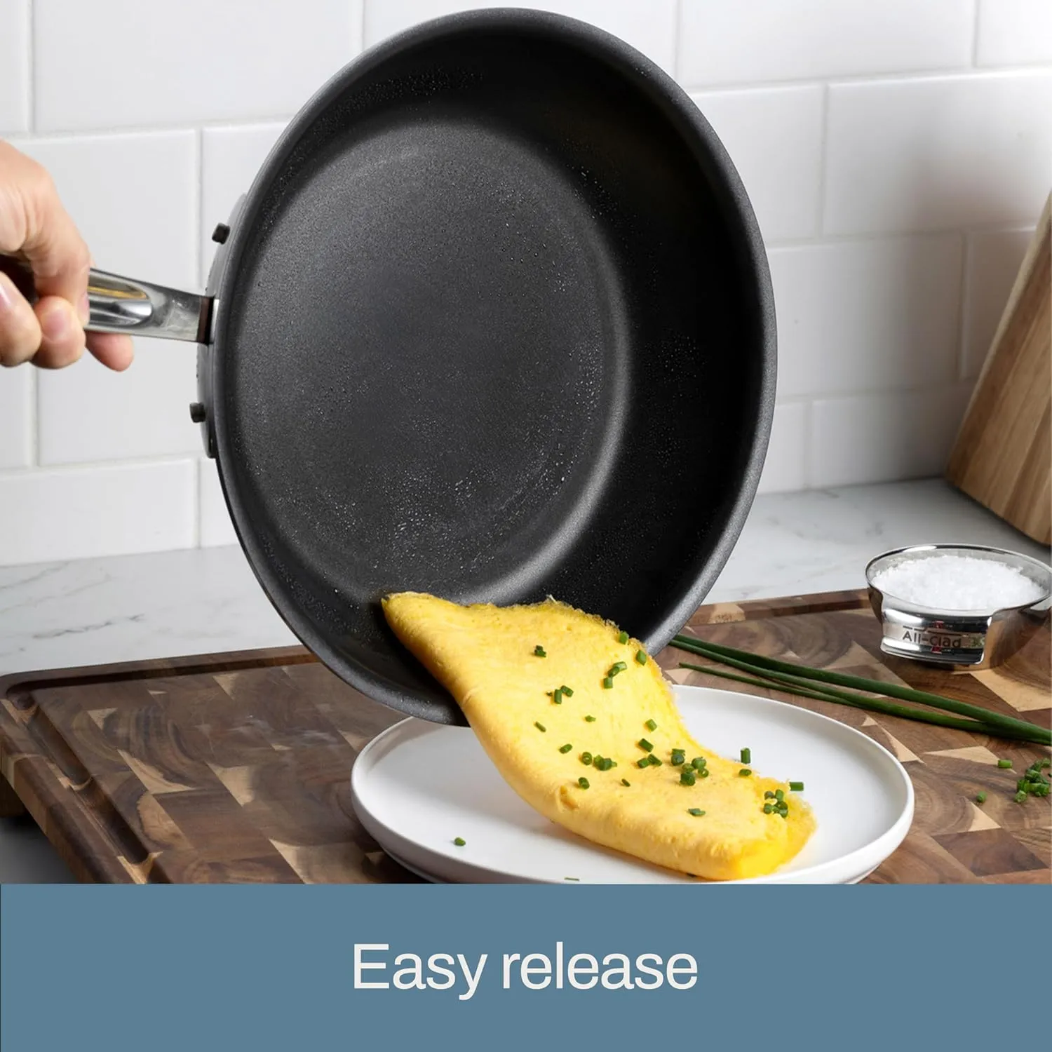 All-Clad D3 9 Inch Stainless Steel Pro Non Stick Frying pan, 3-Ply Stainless Steel Pan, Induction, Oven Broiler Safe 500F, Pancake Egg Pan, Skillet, Professional Cookware, Silver