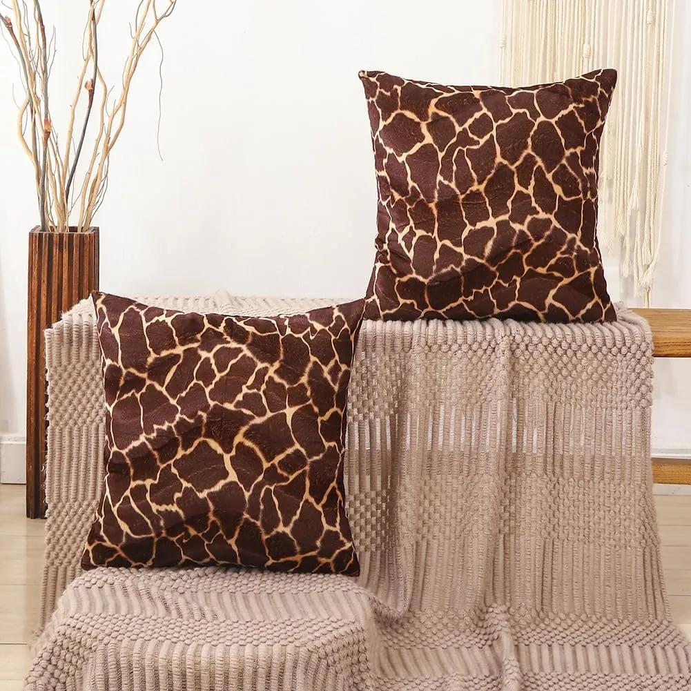 CARRIE HOME Giraffe Decor Animal Print Giraffe Pillow Covers Soft Velvet Throw Pillows 18x18 Set of 2 Modern Farmhouse Home Decor for Bedroom Couch Sofa (No Pillow Insert)