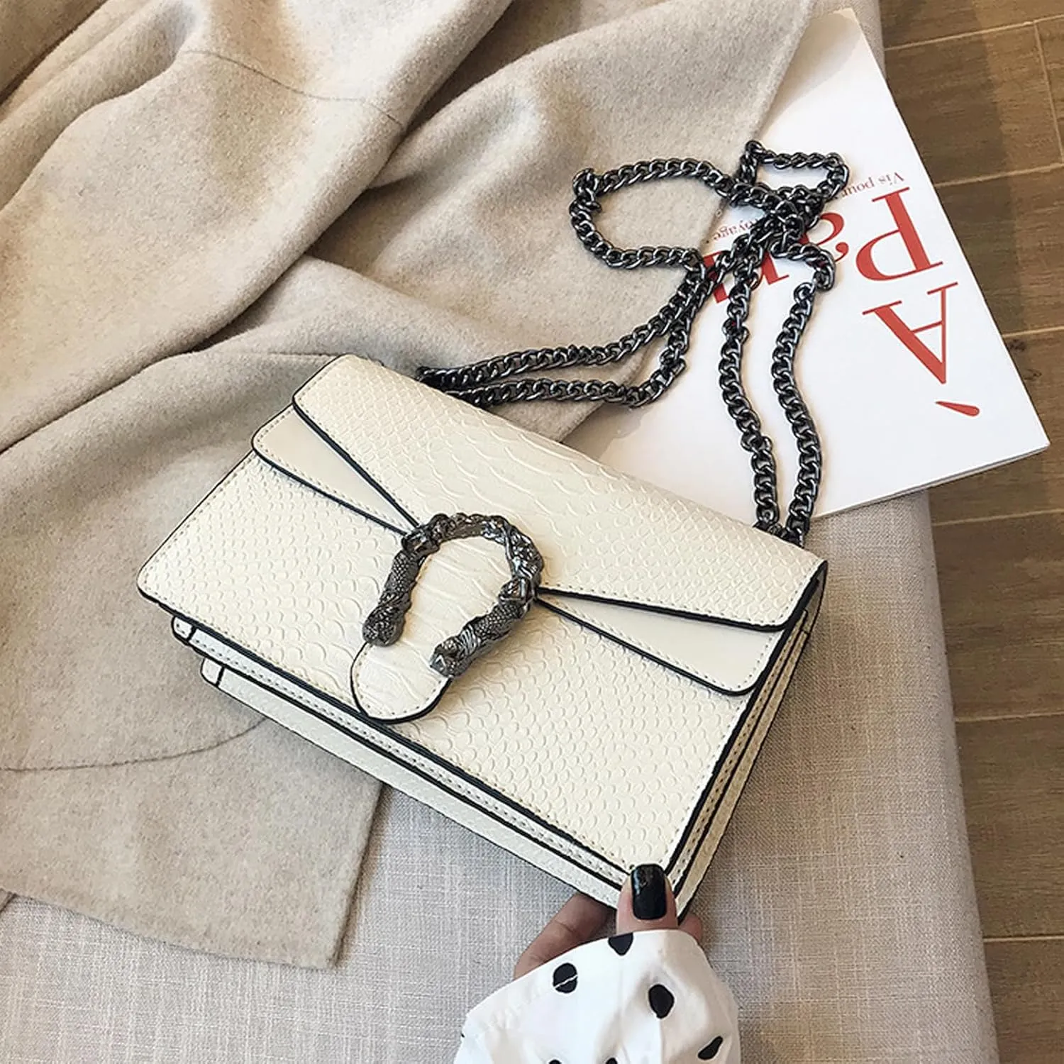 Evening Bags and Clutches for women,Chain Fashion Crossbody Bags Satchel Handbags,Cute Vegan Purses and Shoulder Bag