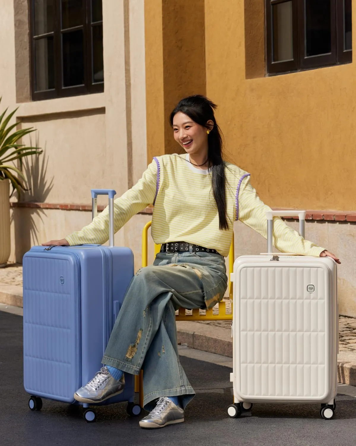 Expandable Top Open 24 Inch Checked Luggage with Spinner Wheels, Large Suitcase with TSA Lock, Hardside Travel Luggage Suitcases for Men Women, for 14 Days Travel, Coconut White