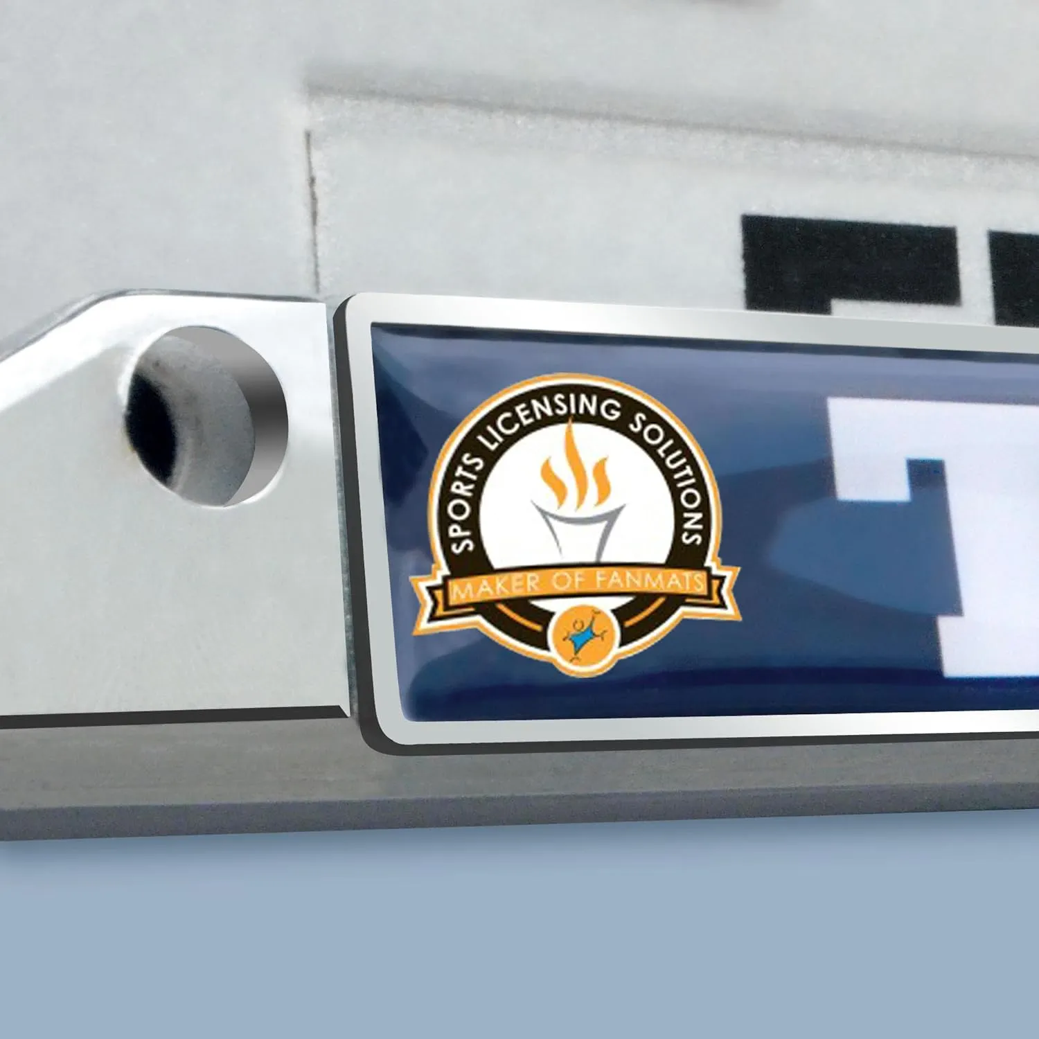 FANMATS NCAA Chrome Metal License Plate Frame