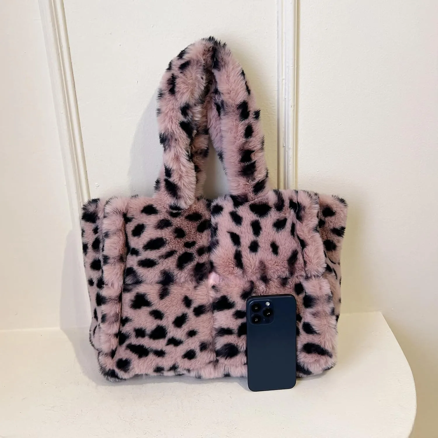 Fluffy Tote Bag, Winter Furry Purse for Women Faux Fur Bag Y2K Plush Purse Fuzzy Shoulder Handbag