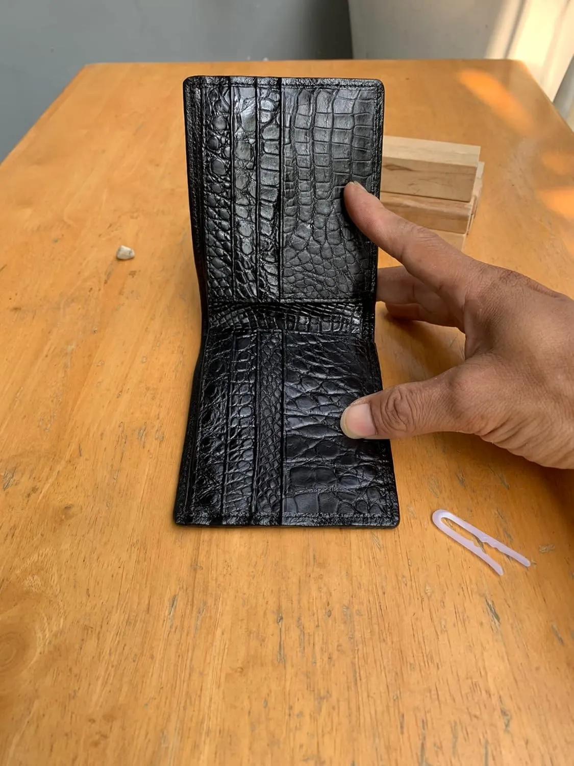 Genuine Alligator Bifold Wallet For Men, Real Crocodile Wallets Men (Black Alligator Hornback Leather)
