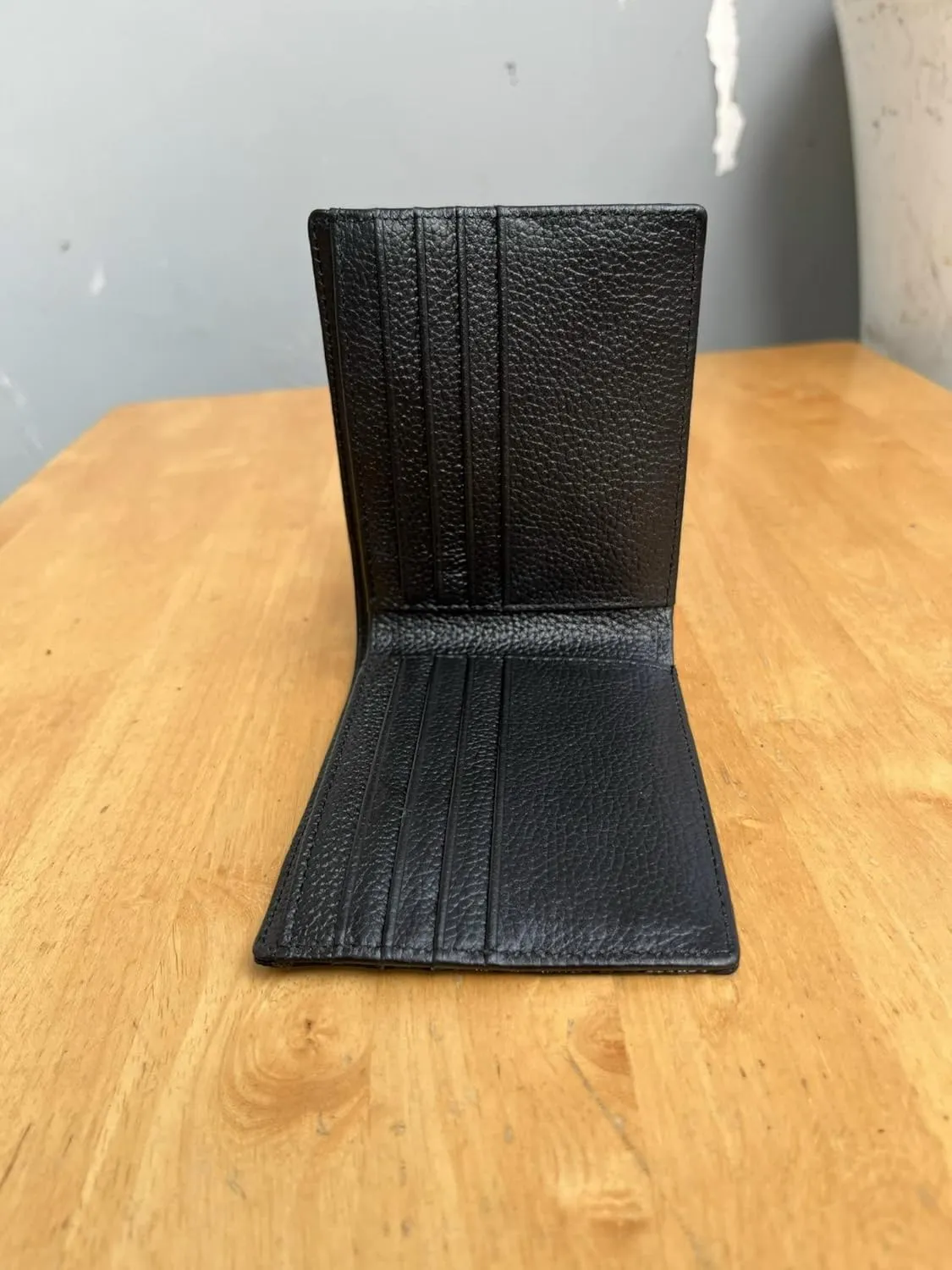 Genuine leather wallets men Alligator Wallet Men alligator Skin Wallets for Mens men wallet alligator mens alligator wallets (Black)