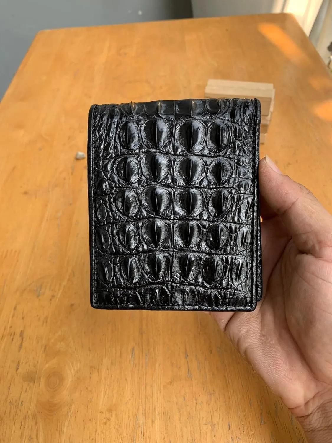 Genuine leather wallets men Alligator Wallet Men alligator Skin Wallets for Mens men wallet alligator mens alligator wallets (Black)