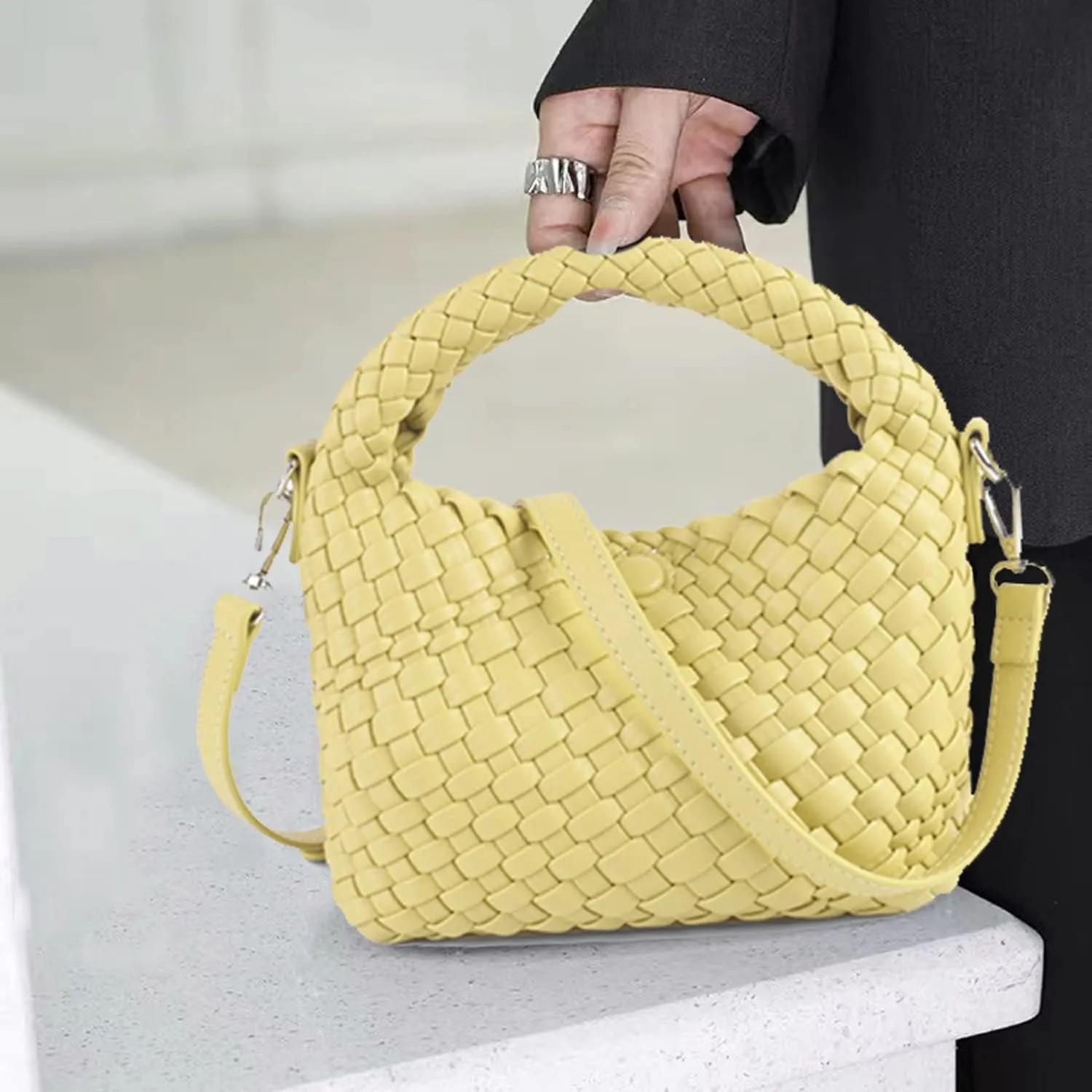 JINMANXUE Small Hand Woven Handbags for Women Shoulder Crossbody Bag Purses Cassual Top Handle Bags Hobo Curved Tote Bag
