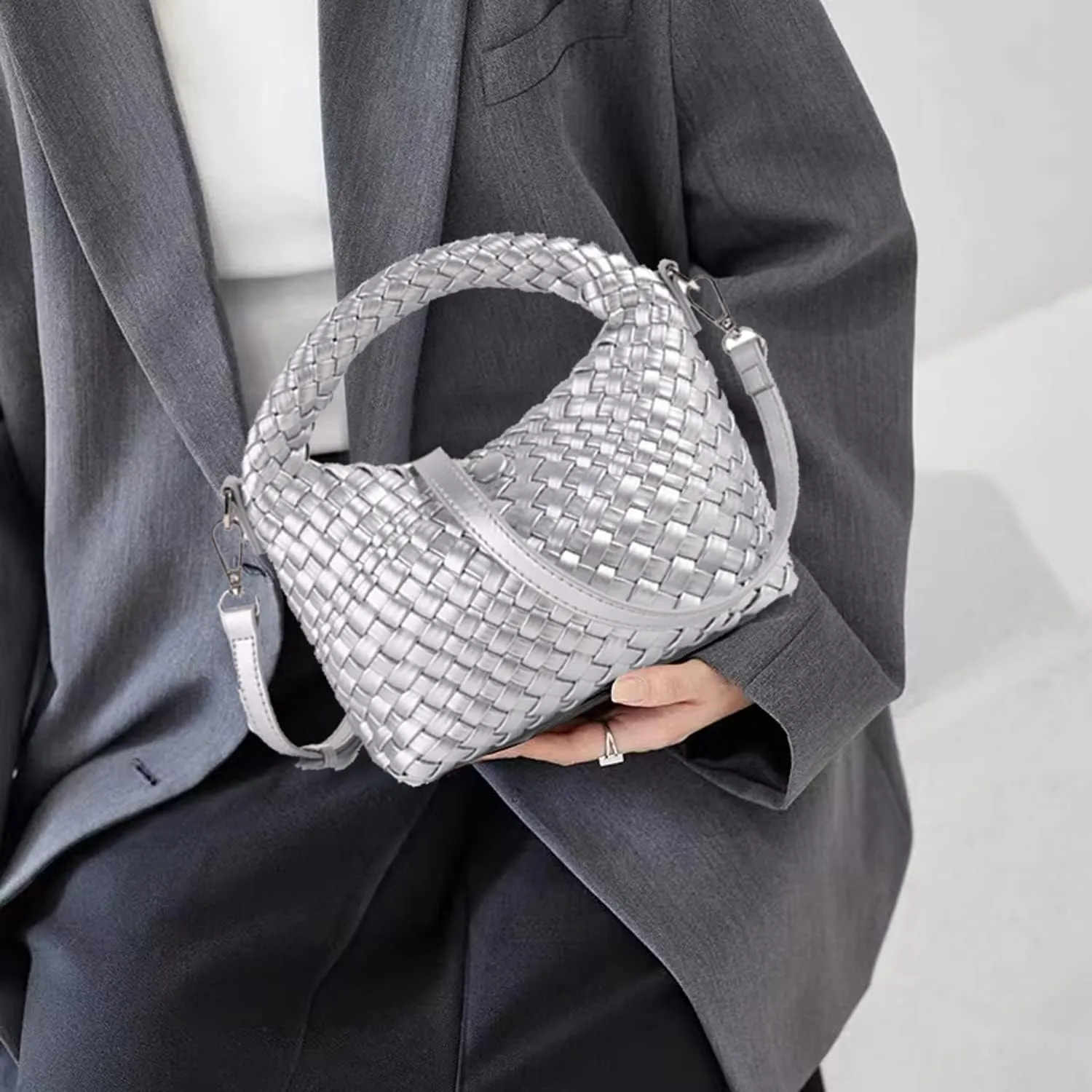 JINMANXUE Small Hand Woven Handbags for Women Shoulder Crossbody Bag Purses Cassual Top Handle Bags Hobo Curved Tote Bag