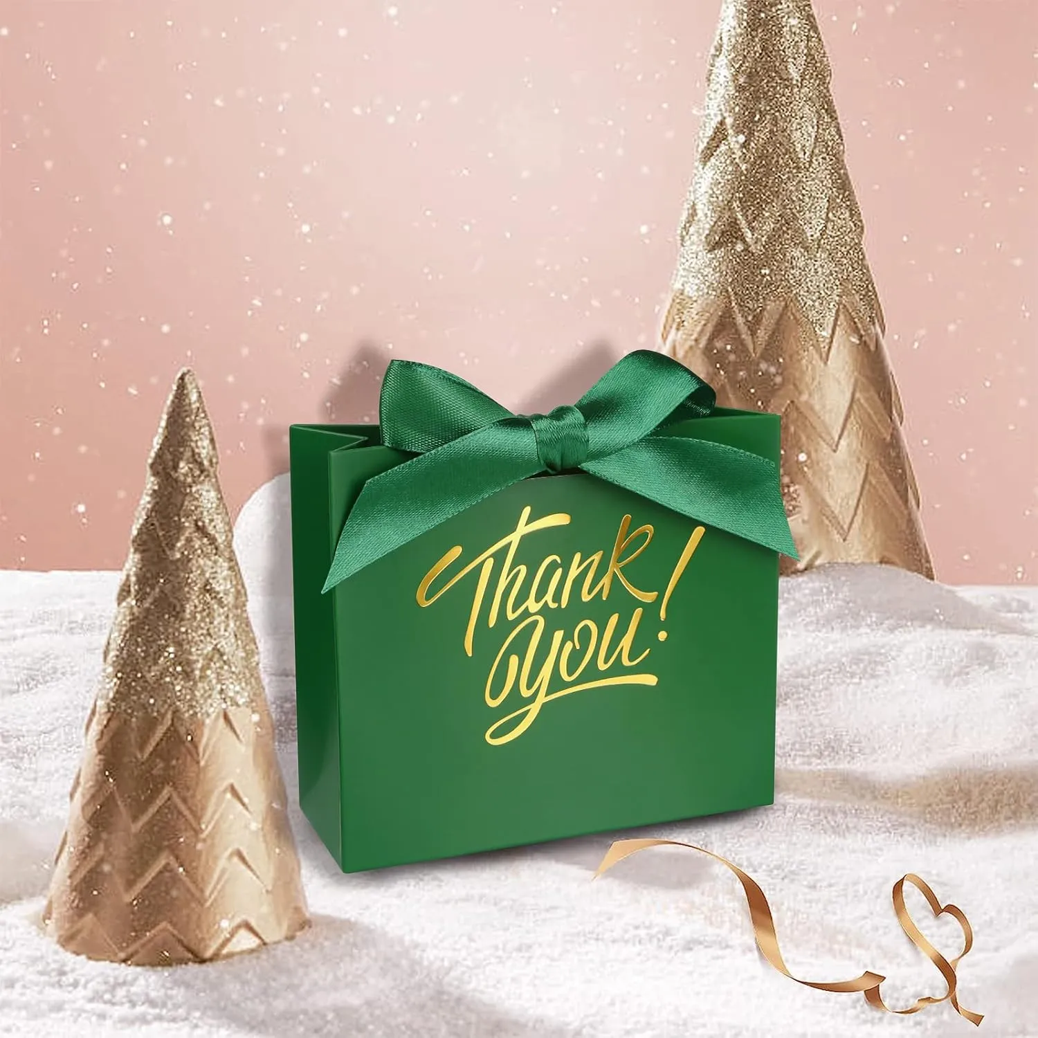 KPOSIYA Small Gift Bags, 100 Pack Small Thank You Bags 4.5x1.8x3.9 Inches Party Favor Bag Green Paper Candy Boxes with Bow Ribbon,Mini Gift Boxes for Wedding Baby Shower Birthday Bridal Business Party Supplies (Green)