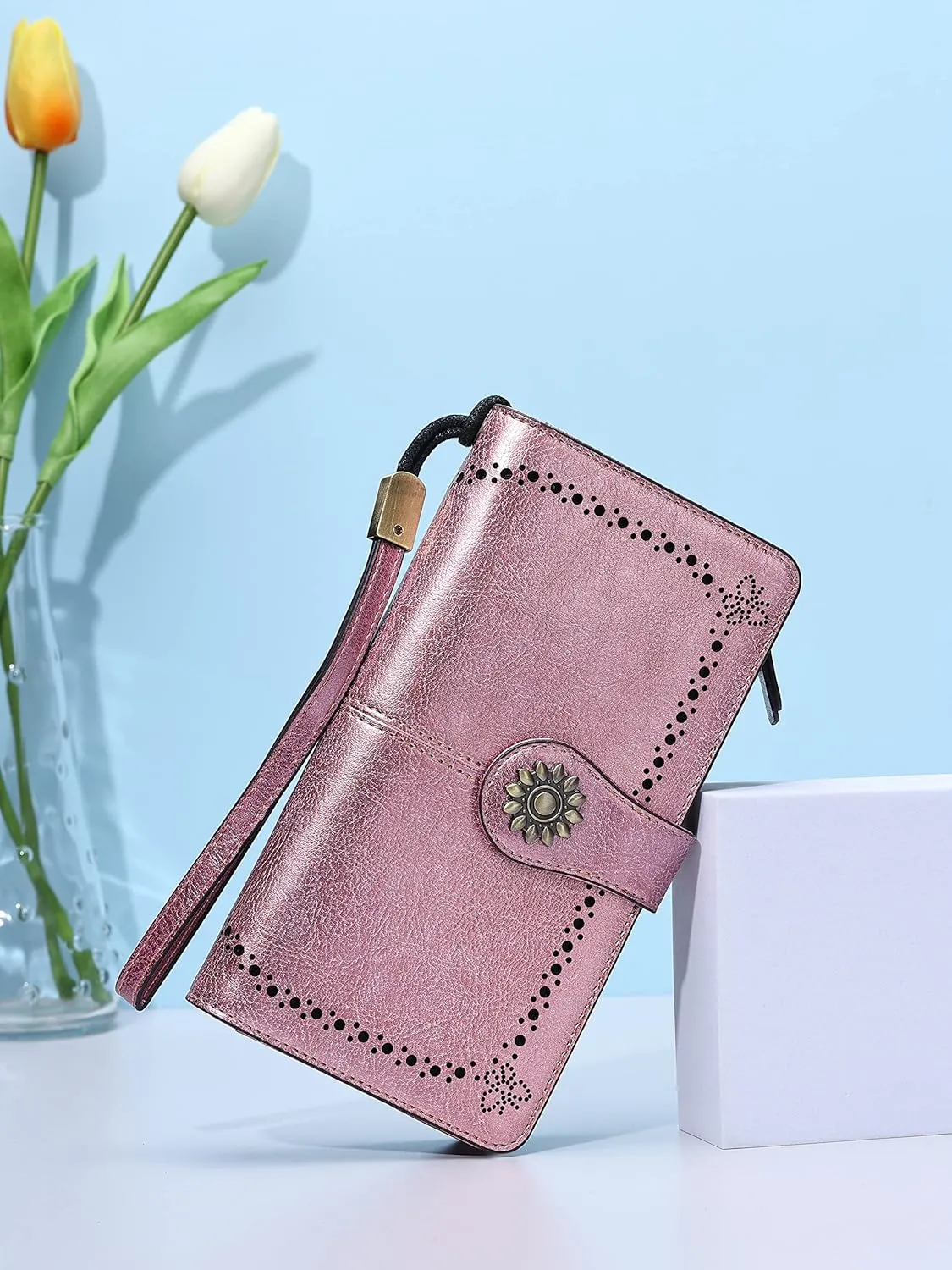 Lavemi Womens Large Capacity Genuine Leather RFID Blocking Wallets Wristlet Clutch Card Holder