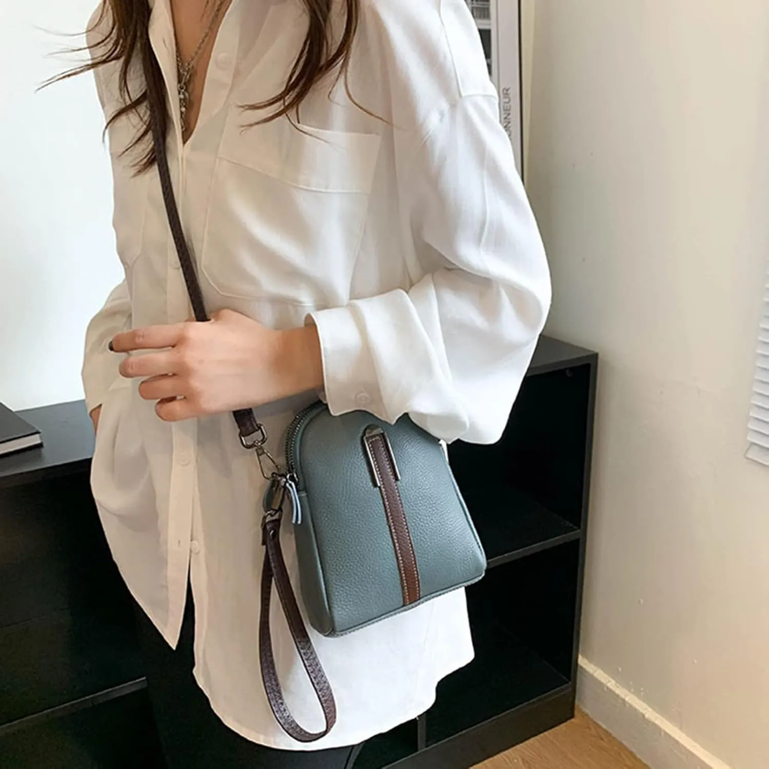 Lightweight Mini Crossbody Shoulder Phone Bag Women's Shoulder Strap Cell Phone Pouch Bag, Crossbody Cell Phone Purse