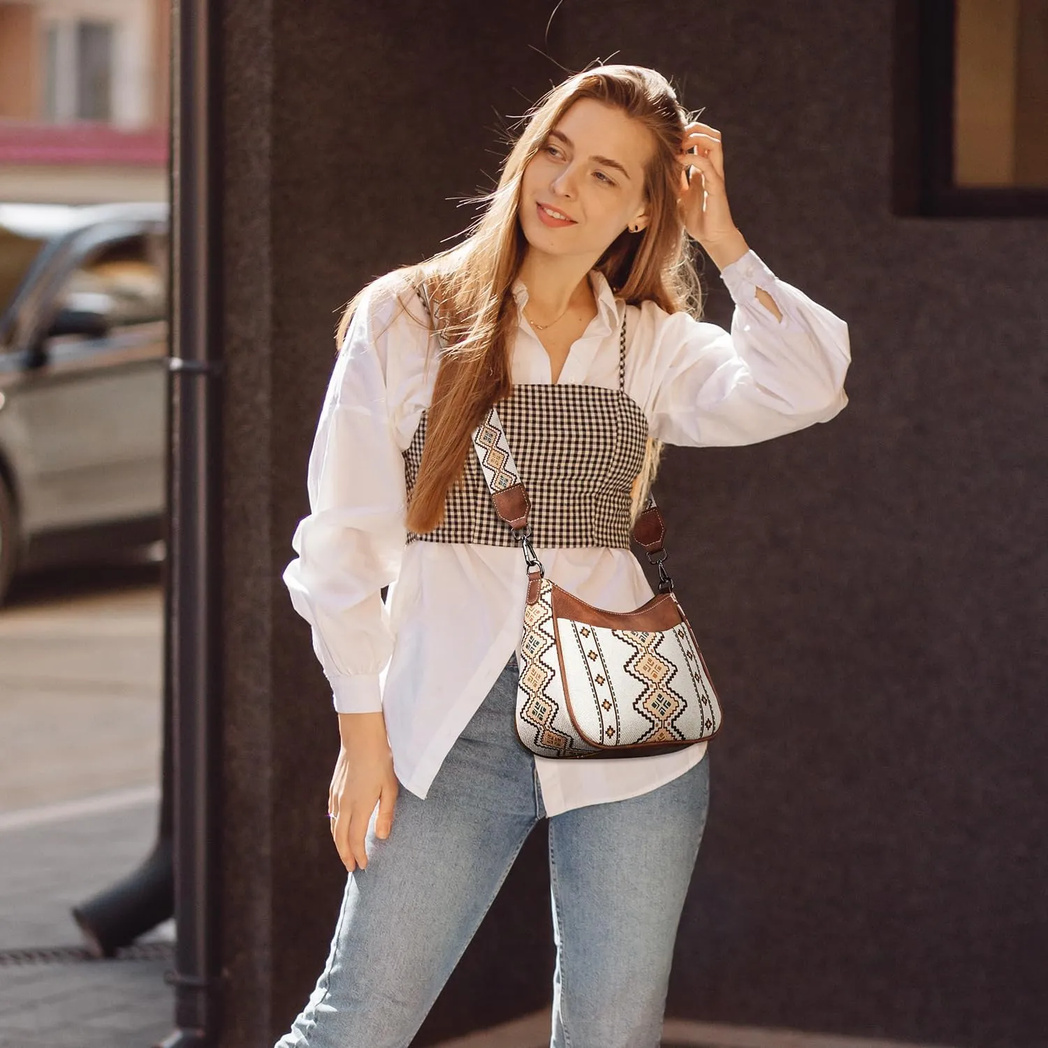 MEITRUE Leather Crossbody Bags for Women - Trendy Shoulder Handbags with Adjustable Strap