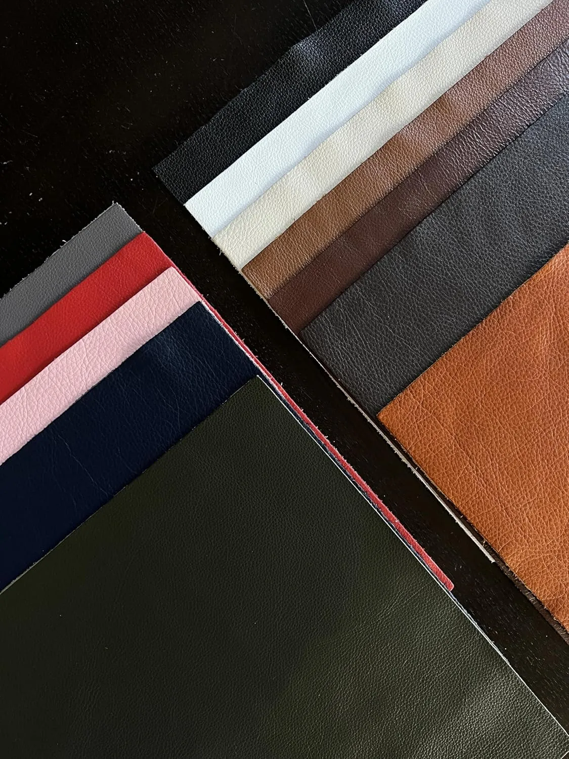 Natural Grain Cow Leathers: 12'' x 12'' Pre-Cut Leather Pieces (Black, 1 Piece)