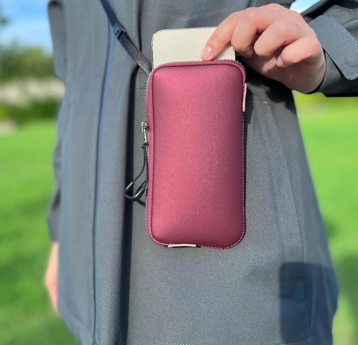 Phone Wallet, Cellphone Lanyard Crossbody, Phone Purse Cell Phone Bags for Women, Phone Pouch Holster for Men, Neoprene Pouch with Clip on and Shoulder Strap & Zipper Pull M Size [ Burgundy ]
