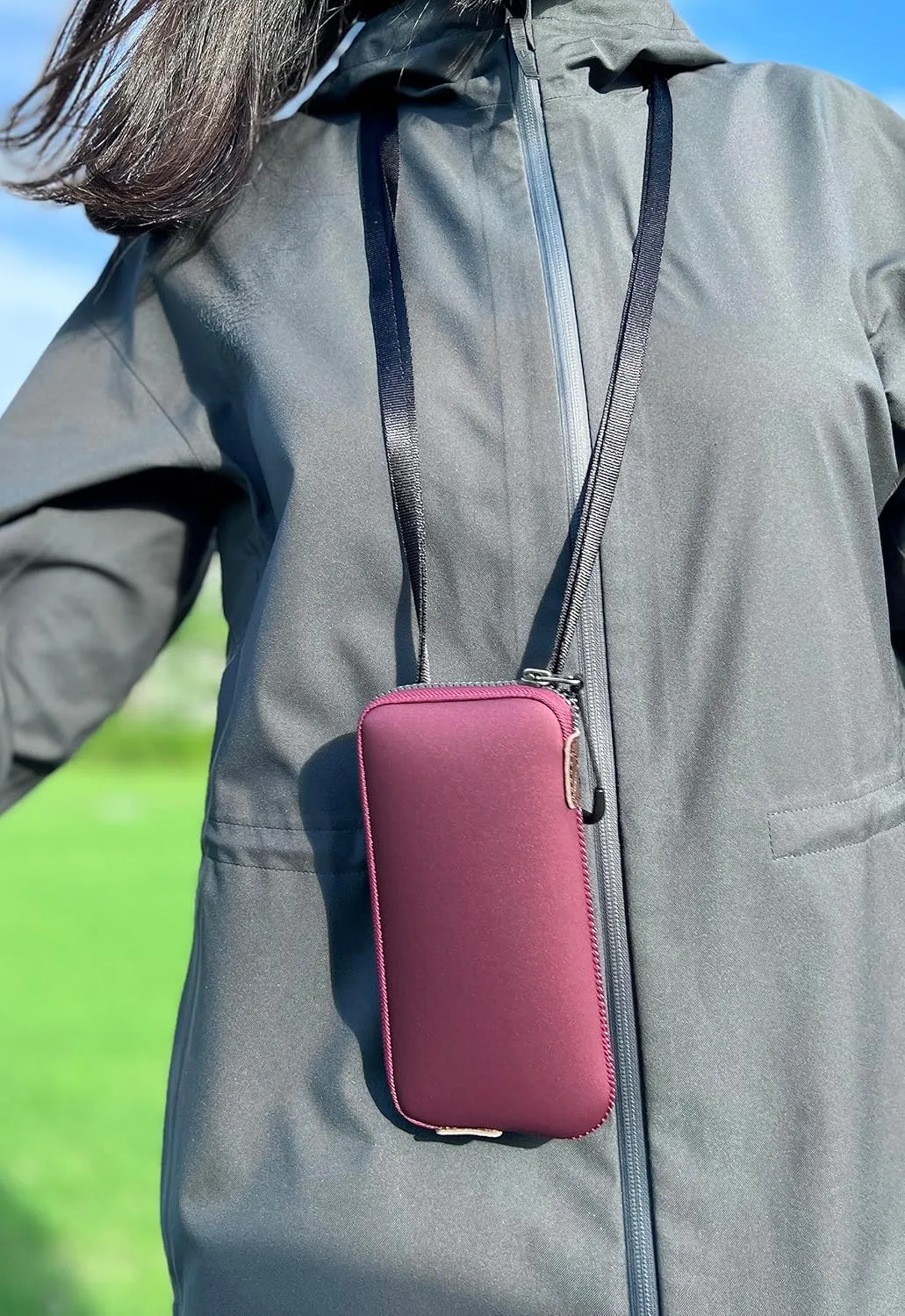 Phone Wallet, Cellphone Lanyard Crossbody, Phone Purse Cell Phone Bags for Women, Phone Pouch Holster for Men, Neoprene Pouch with Clip on and Shoulder Strap & Zipper Pull M Size [ Burgundy ]