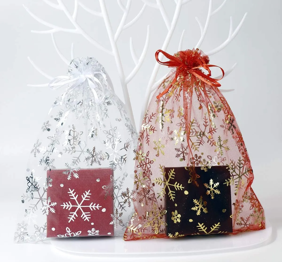 SUNGULF 100pcs Organza Pouch Bag Drawstring 6"x9" 16x22cm Strong Gift Candy Bag Jewelry Party Wedding Favor (White Snowflake)