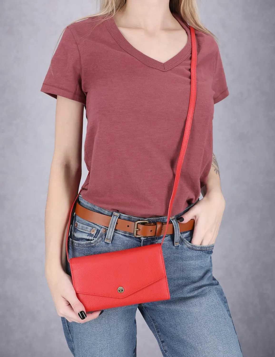 Timberland Women's Rfid Leather Crossbody Wallet Phone Bag With Detachable Crossbody Strap, Cherry (Pebble), One Size