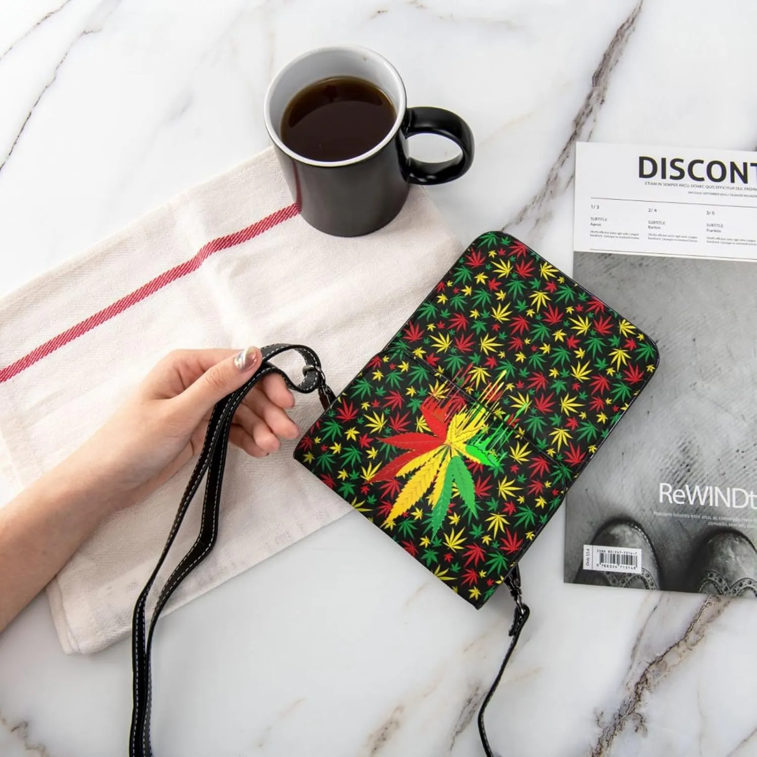 Weed Leaf Cannabis Marijuana Womans Crossbody Bags Leather One Shoulder Handbags Wallet Adjustable Strap Cell Phone Purse