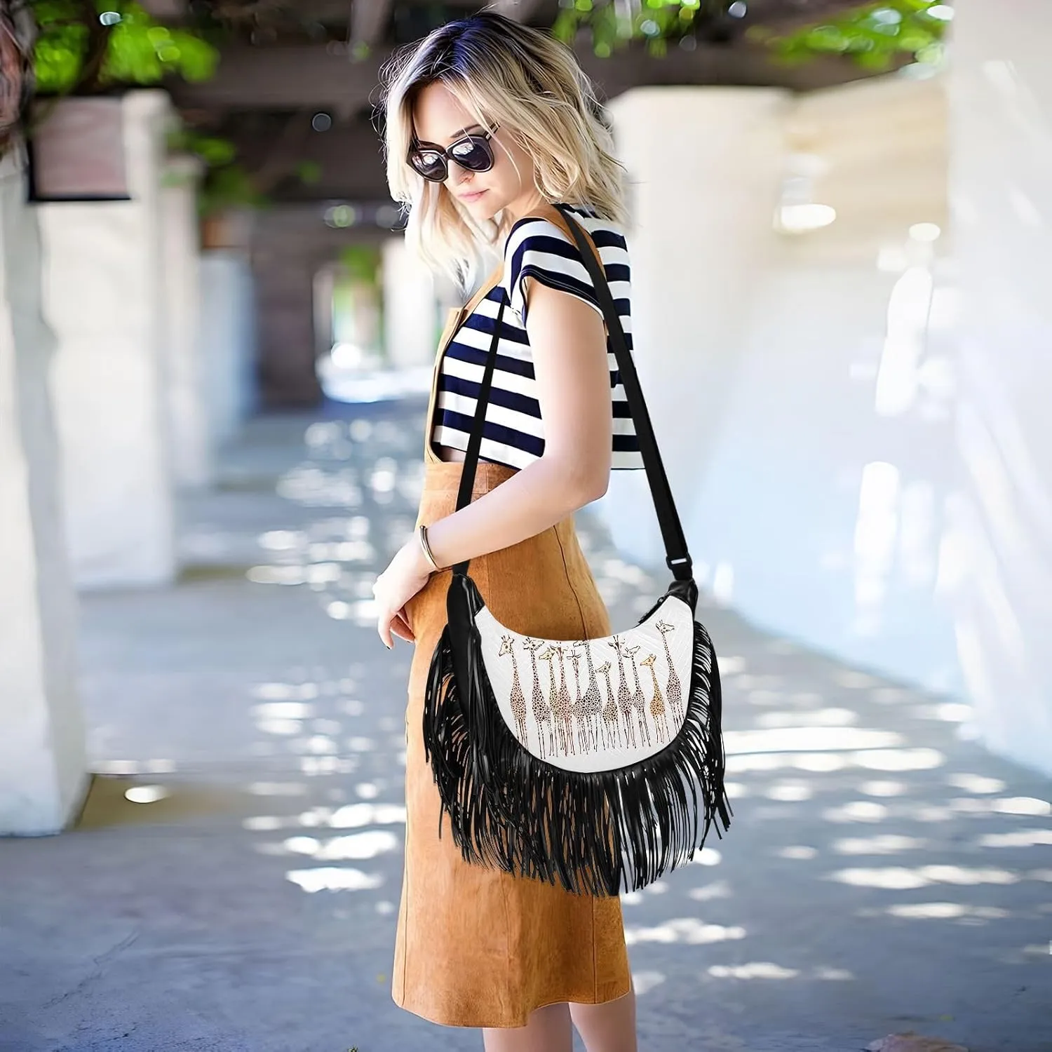 Women's PU Leather Chain Cross Body Bag, Shoulder Handbag Purse with Tassel for Ladies